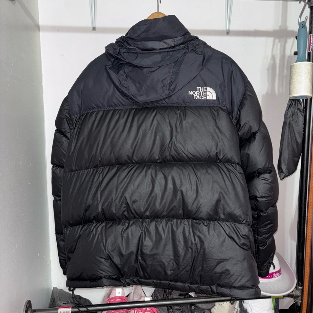 The North Face Men’s 1996 Retro Nuptse Jacket in black #pufferjacket